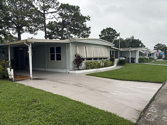 5th image of 6172 Holly Ln