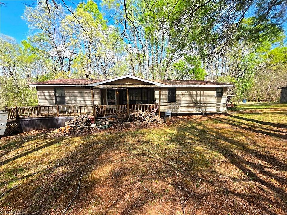 1st image of 183-205 Riverwood Dr