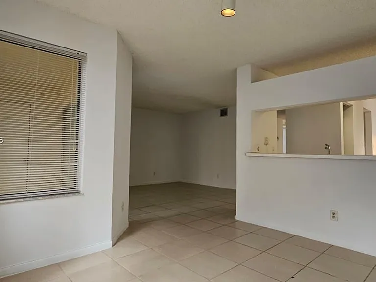 990 Coral Club Dr #990 — Photo 6