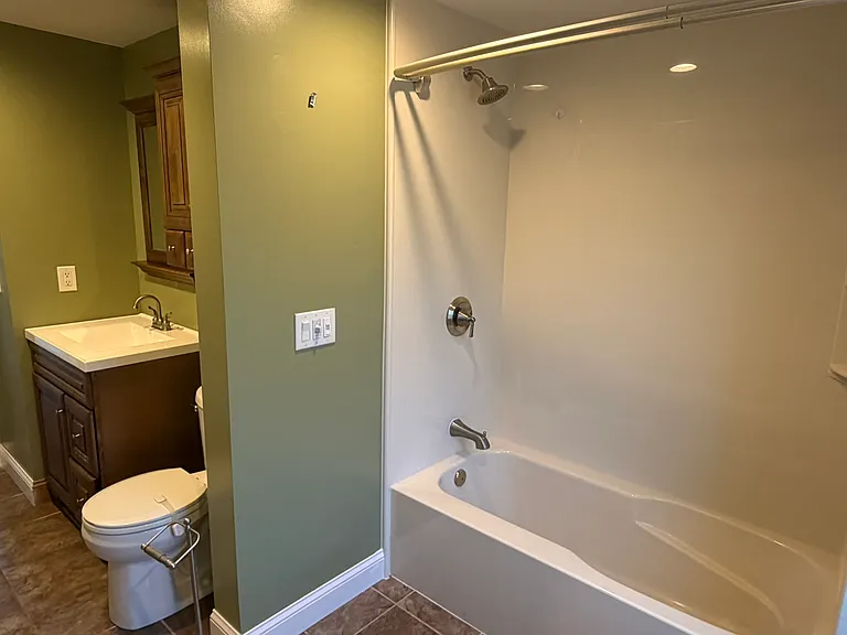 48 Curtisdale Ln — Photo 22