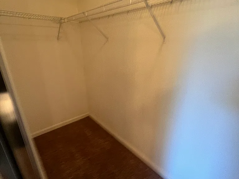 1205 Shadow Glen Ln — Photo 28
