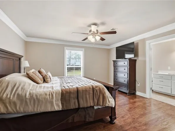 29247 S Palmetto St, Walker, LA 70785