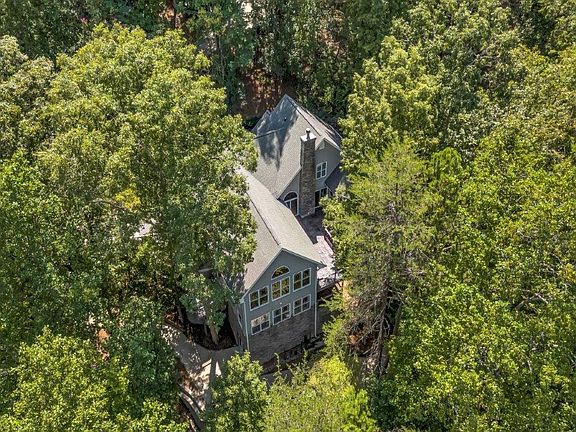 2nd image of 30 Gulf Stream Ln