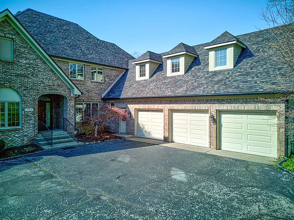 3rd image of 5768 E Fall Creek Parkway North Dr