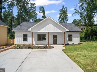 621 Elmwood St, Canton, GA 30114