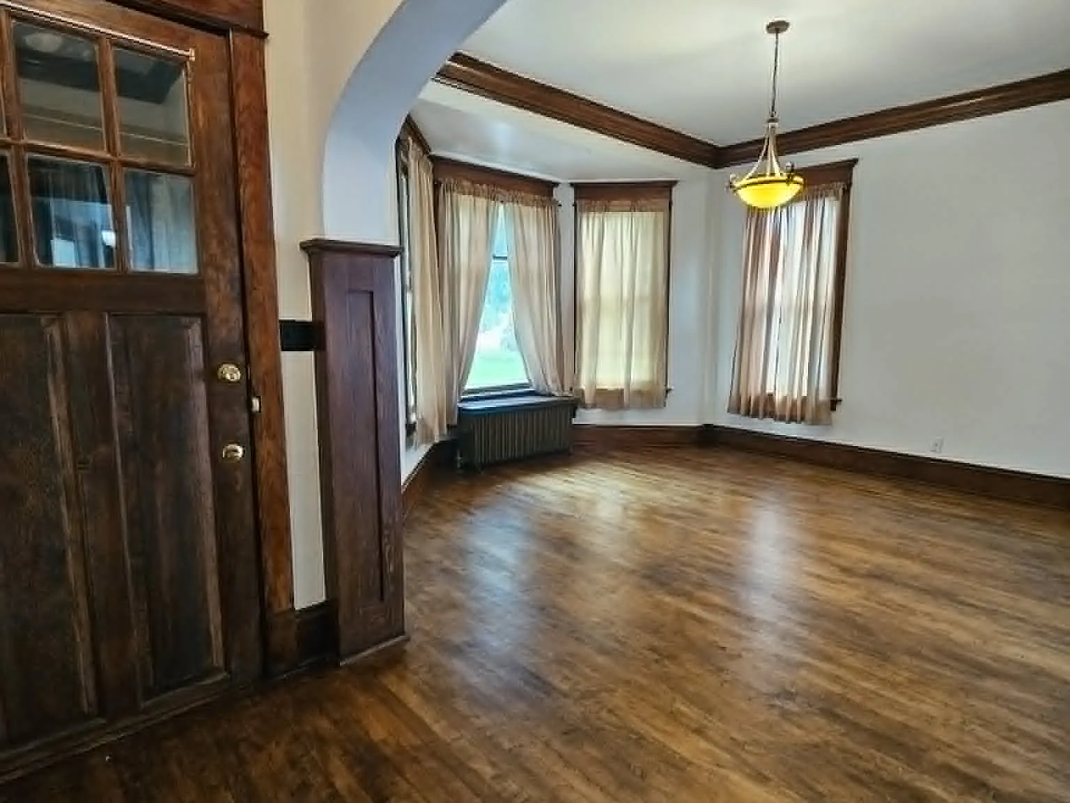 2 bed, 1000 sqft, $1,500 — Photo 1