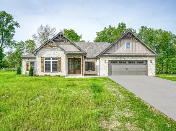 7237 Honeysuckle Trl, Baxter, TN 38544