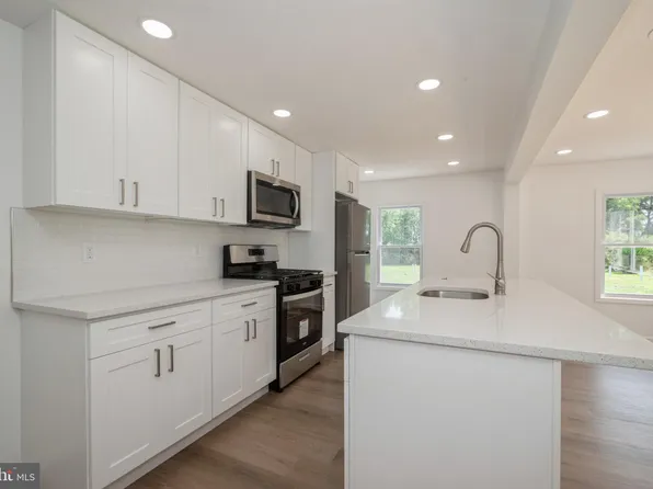 2400 Maurice St, Port Norris, NJ 08349