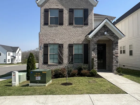 145 Oasis Dr, La Vergne, TN 37086