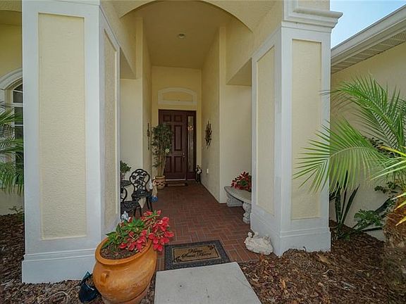 2nd image of 2744 Devonoak Blvd