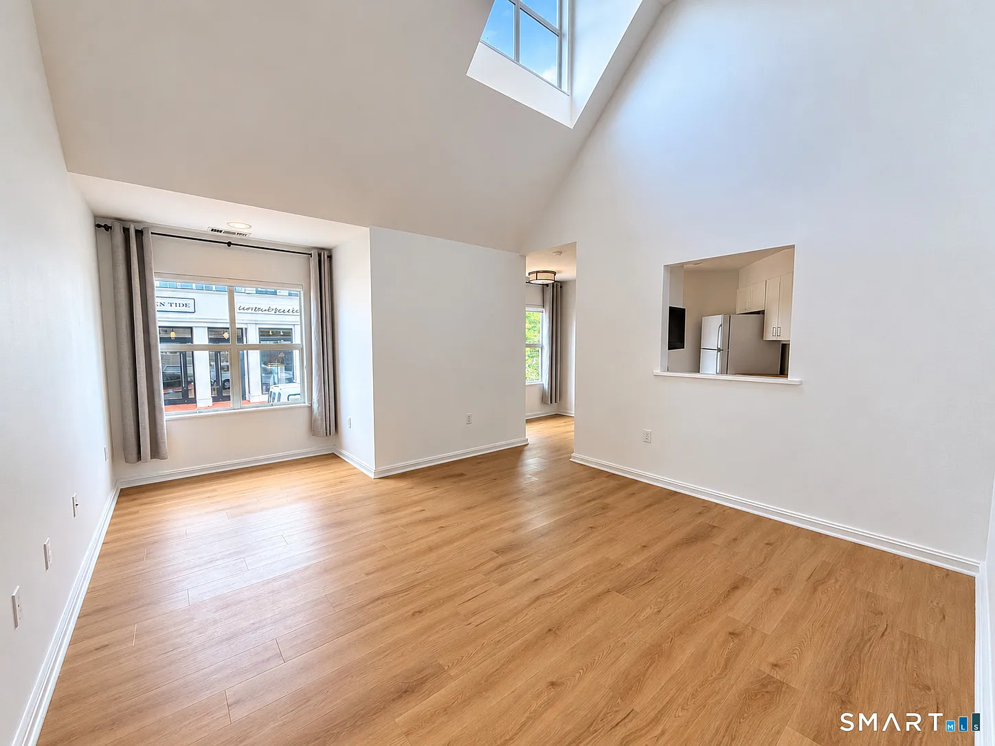1 bed, 1.0 bath, 671 sqft, $3,900 — Photo 3