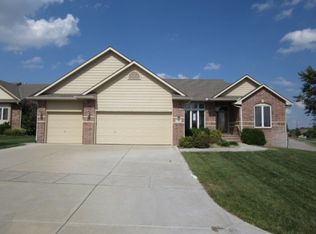 1237 N Forestview Ct, Wichita, KS 67235