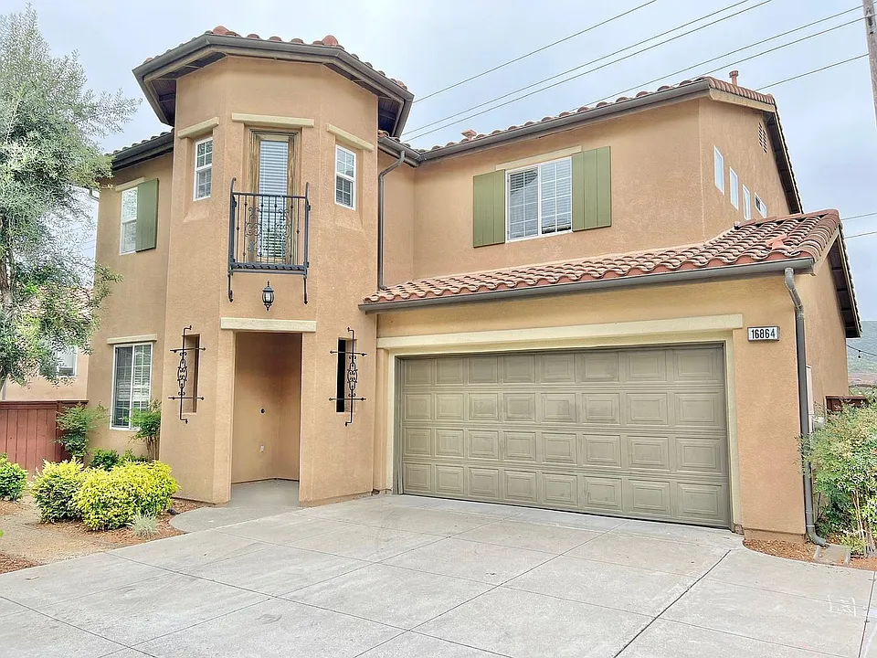 16864 Saintsbury Gln