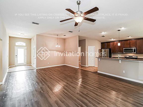 3rd image of 308 W Adelaide Dr
