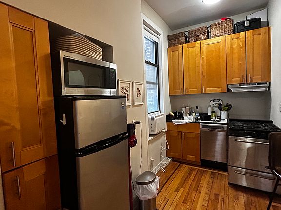 5th image of 161 W 10th St APT 2B