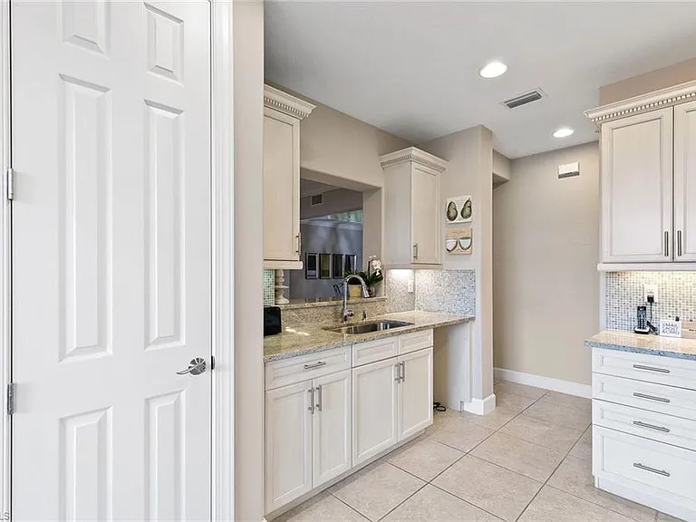 8081 Players Cove Dr #101 — Photo 9