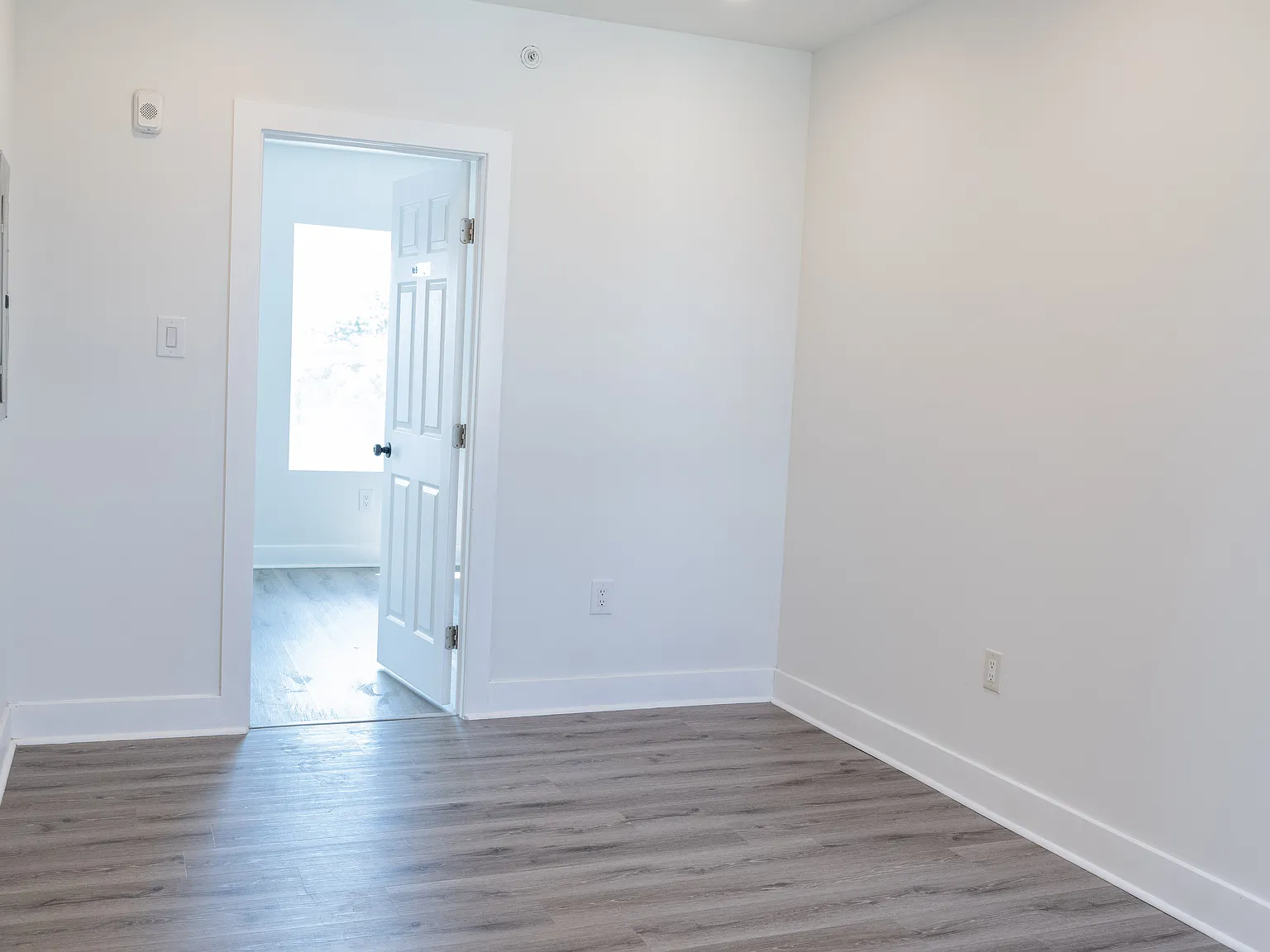 2 bed, $1,650 — Photo 3