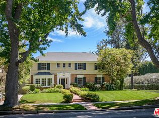 336 Loring Ave, Los Angeles, CA 90024