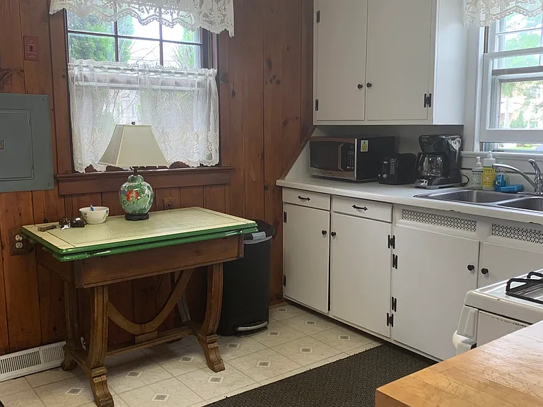 67 Milford Point Rd — Photo 3