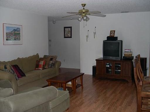 Den/Family/Great Room