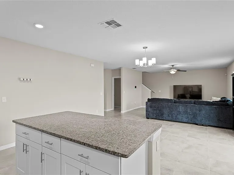 7109 Paradise Island Ct — Photo 21