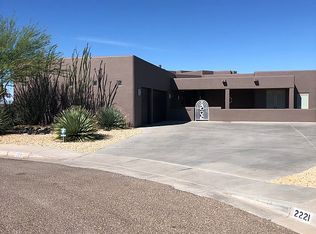2221 Driftwood Cir, Las Cruces, NM 88011