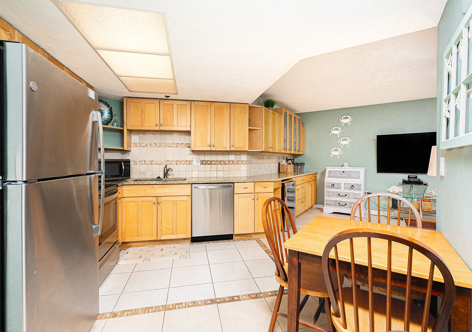 Oceanfront Living in Daytona Beach Shores The World's Most Famous Beach! — Photo 3