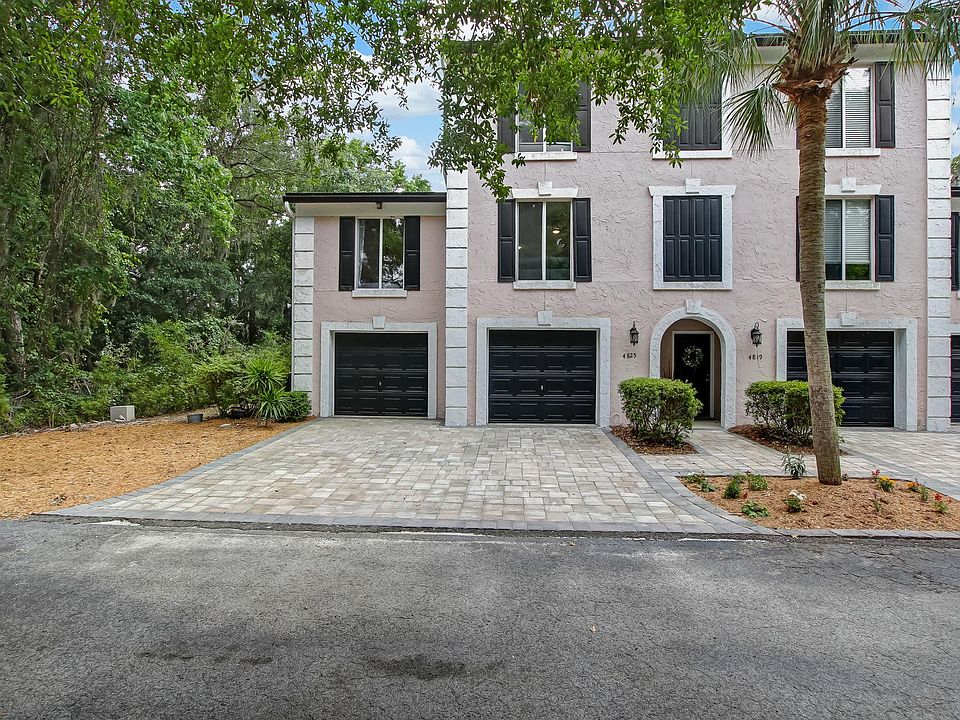1st image of 4825 Martinique Ct