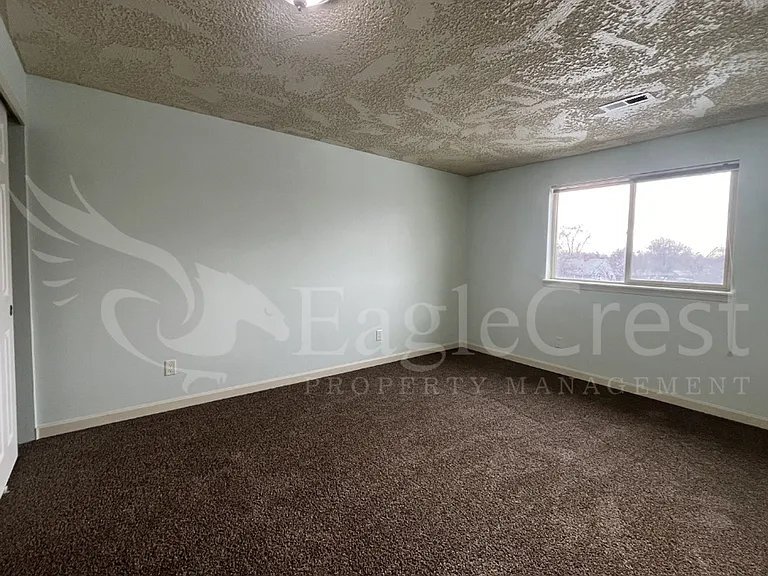 608 N Roosevelt St #608nroo-apt 205 — Photo 32