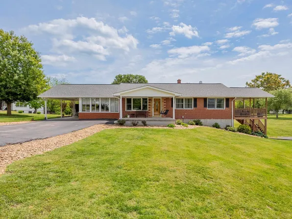 1910 5th St, Radford, VA 24141