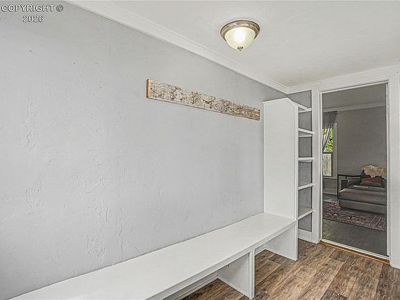 4th image of 223 Macon Ave