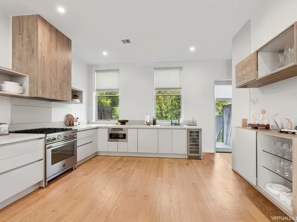 254 Stuyvesant Avenue image 3 of 16