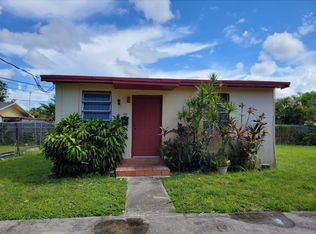 8831 SW 28th St #3, Miami, FL 33165