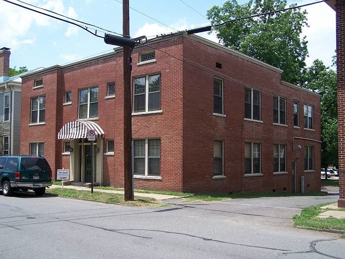 1st image of 410 E 6th St APT 3