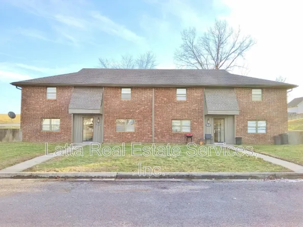 301 W 31st St Unit 201B, Higginsville, MO 64037
