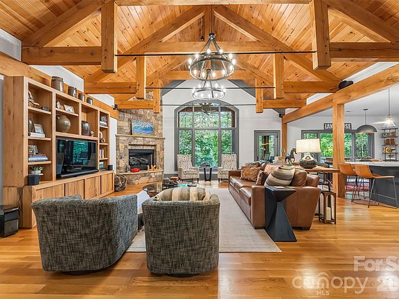 3rd image of 5069 Lighthouse Ct