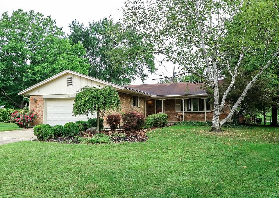 1st image of 707 Adria Ct
