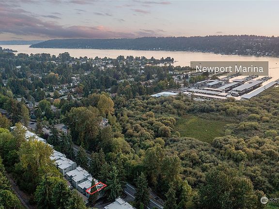 2nd image of 3818 Lake Washington Boulevard #3A