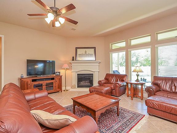 3rd image of 6226 Orange Blossom Ln