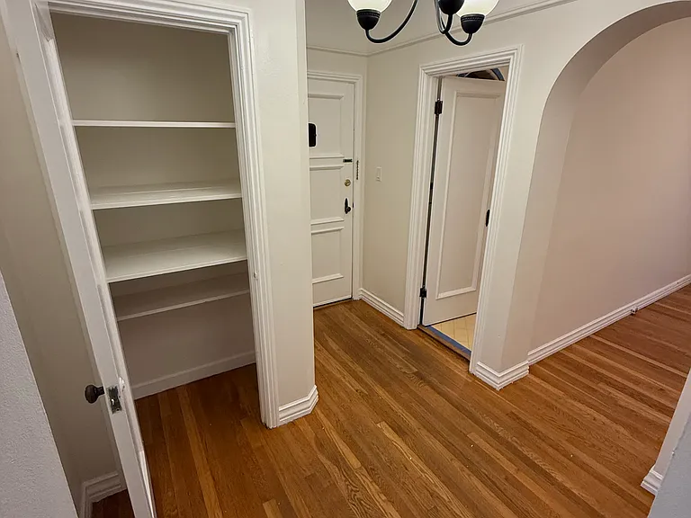 1690 Beach St #205 — Photo 3