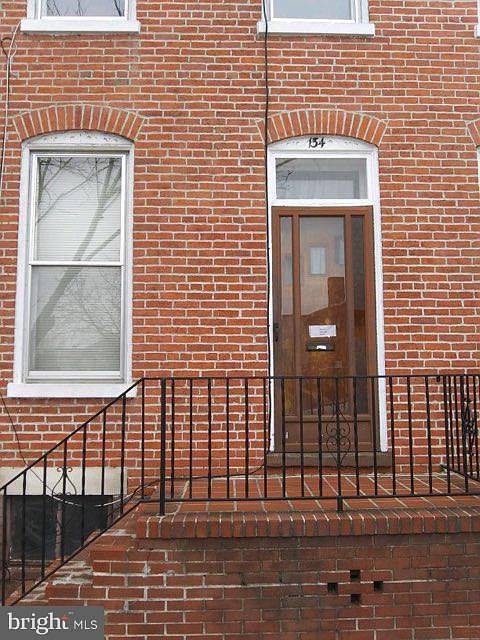 1st image of 134 E Washington St