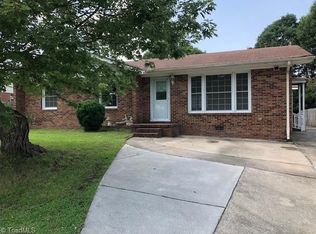 2712 Janice Dr, High Point, NC 27263