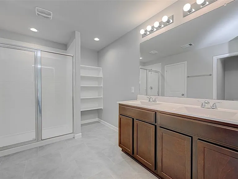2206 Mirror Ridge Ct — Photo 20