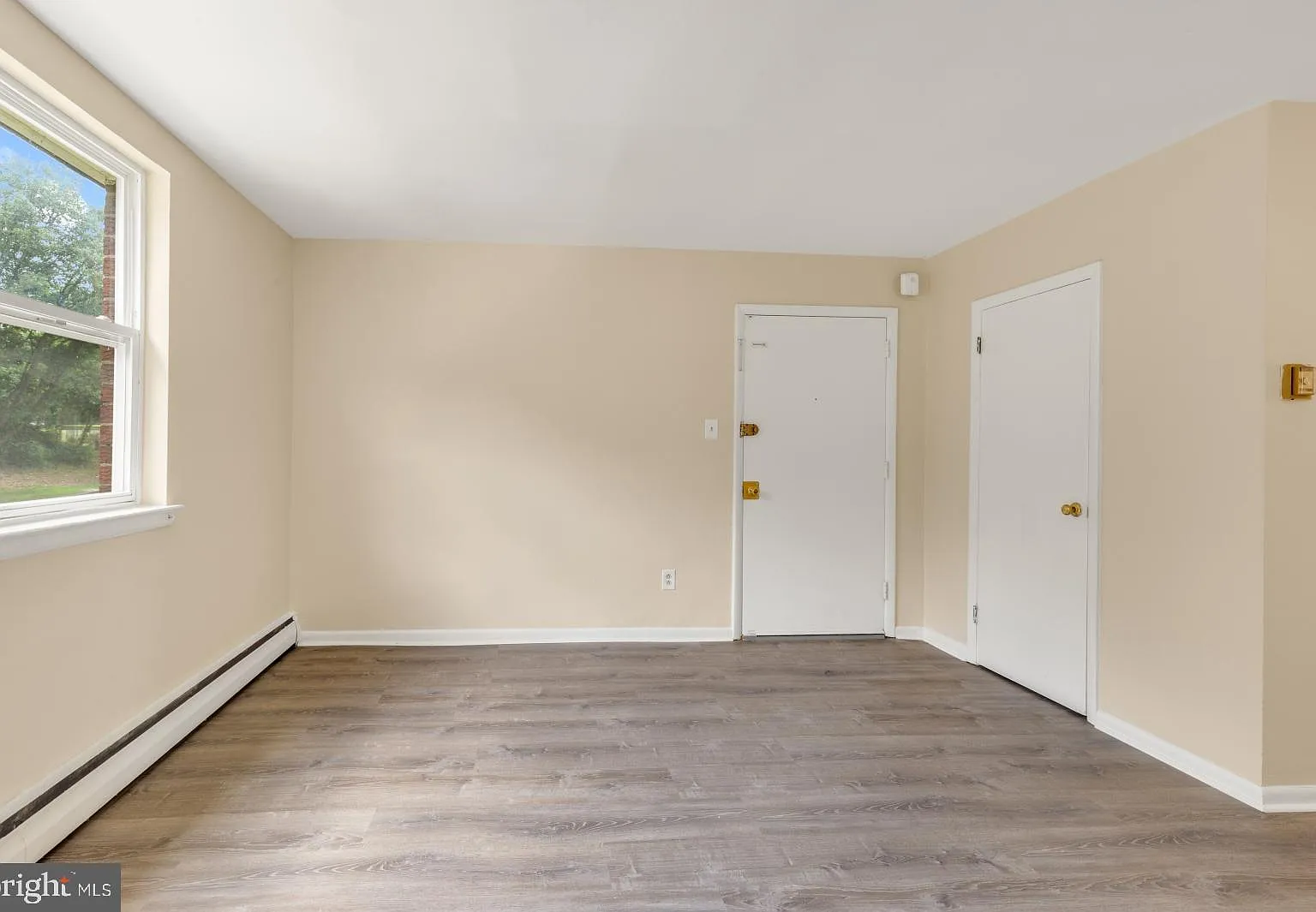 2 bed, 1.0 bath, 800 sqft, $1,395 — Photo 3