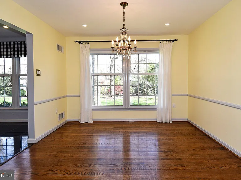 9309 Reef Ct — Photo 12