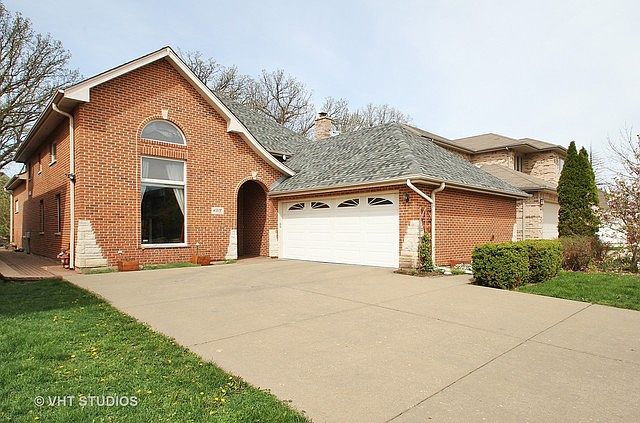 1st image of 4318 W Summerdale Ave