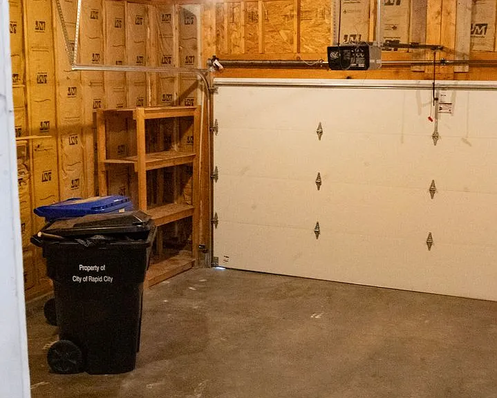 549 Hanover Dr — Photo 26