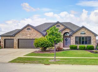 2813 Cole Ln, New Lenox, IL 60451