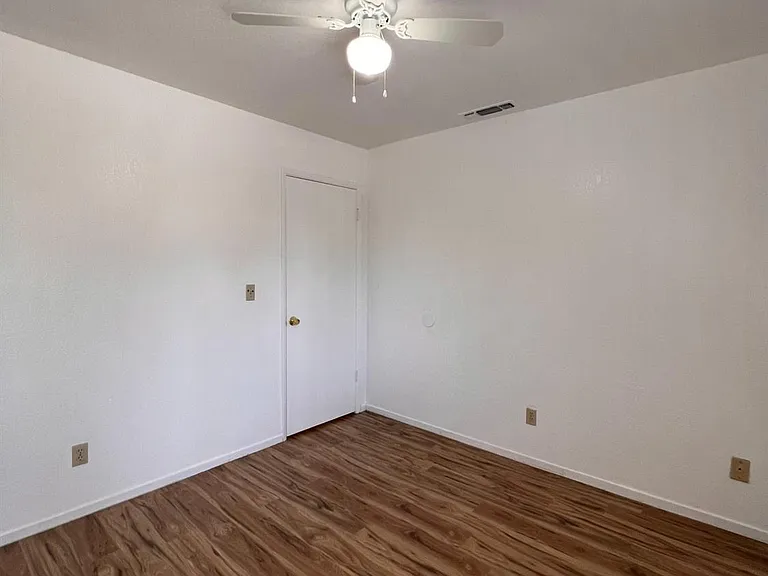479 E Alluvial Ave #103 — Photo 26