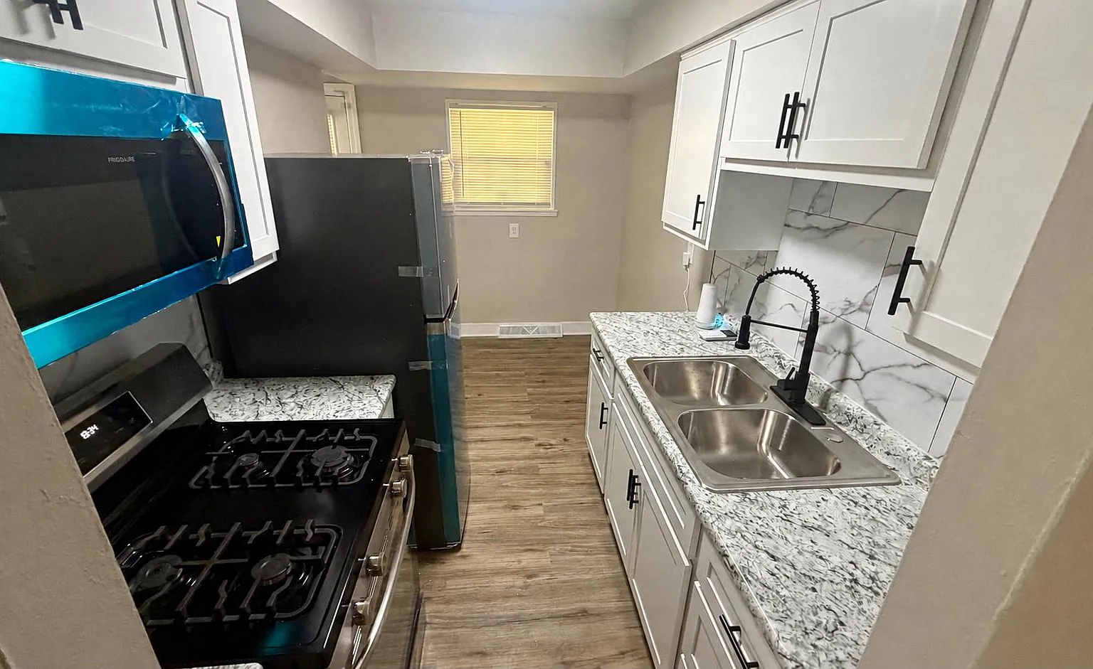 10049 Lilac Ave — Photo 1